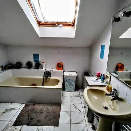- La Ligure- Idromassaggio&free Parking Villa *